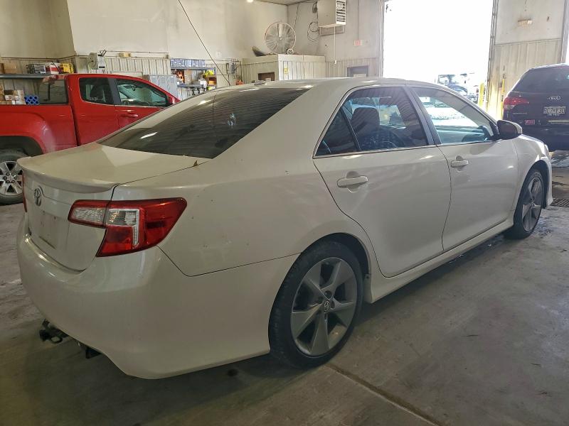 Photo 3 from auction – 2012 TOYOTA CAMRY BASE with VIN 4T1BF1FK8CU632680