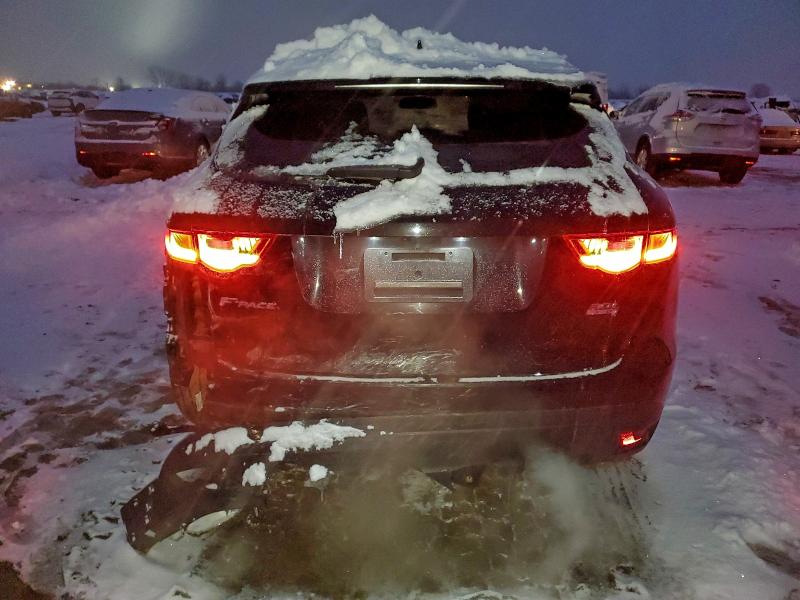 Photo 6 from auction – 2018 JAGUAR F-PACE PRE with VIN SADCJ2GX7JA203945