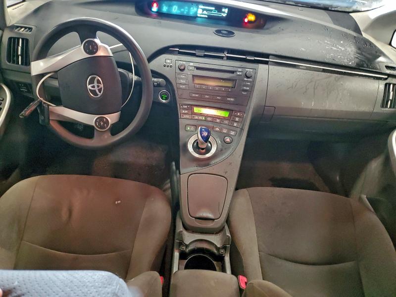 Photo 8 from auction – 2011 TOYOTA PRIUS with VIN JTDKN3DU9B1426114