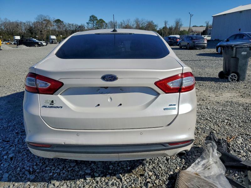 Photo 6 from auction – 2016 FORD FUSION SE with VIN 3FA6P0HD1GR363825