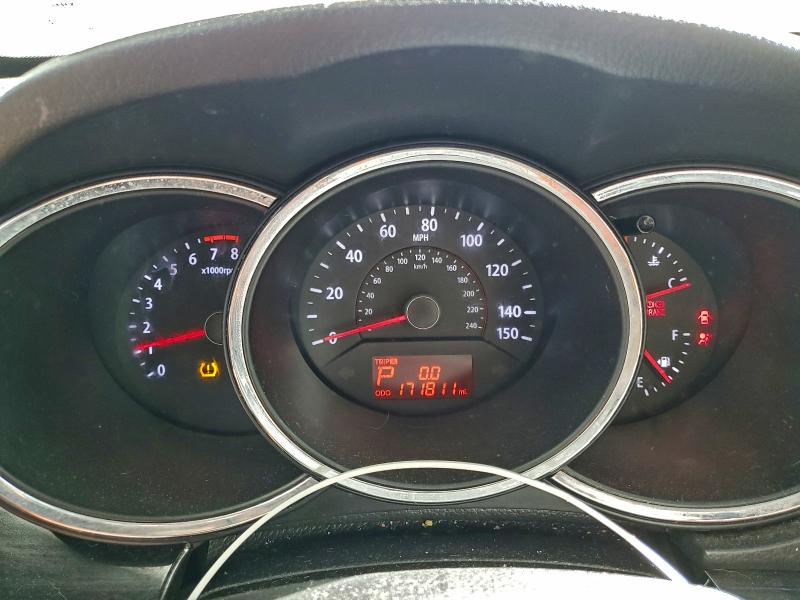 Photo 9 from auction – 2012 KIA SORENTO with VIN 5XYKT3A24CG309499