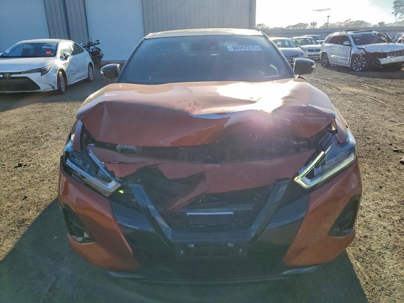 Photo 5 from auction – 2021 NISSAN MAXIMA SR with VIN 1N4AA6EVXMC516269