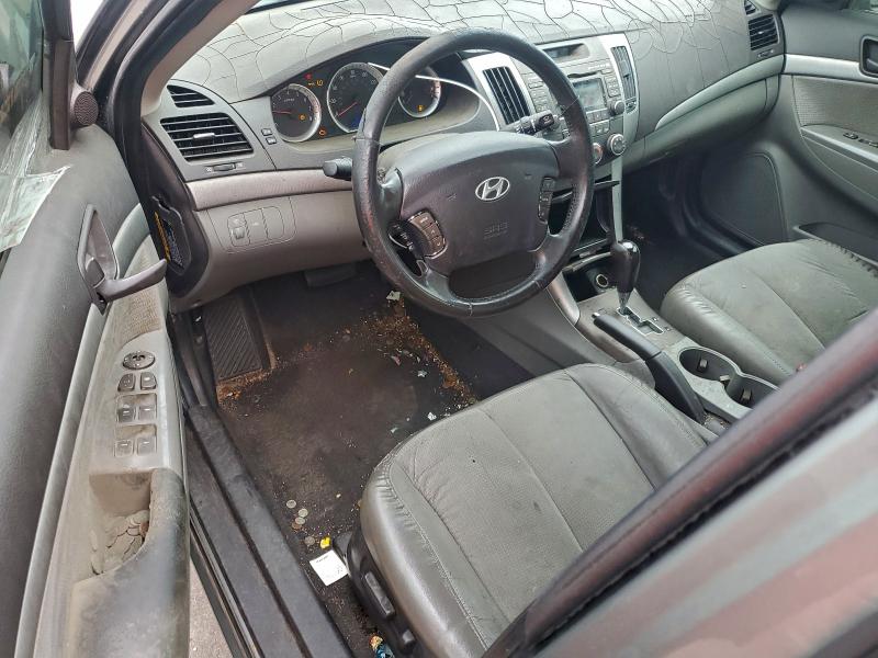 Photo 8 from auction – 2009 HYUNDAI SONATA SE with VIN 5NPEU46FX9H469786