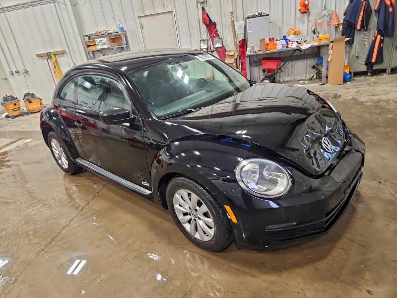Photo 4 from auction – 2014 VOLKSWAGEN BEETLE with VIN 3VWF17AT6EM641664