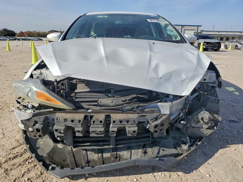 Photo 5 from auction – 2016 FORD FOCUS with VIN 1FADP3K2XGL239339