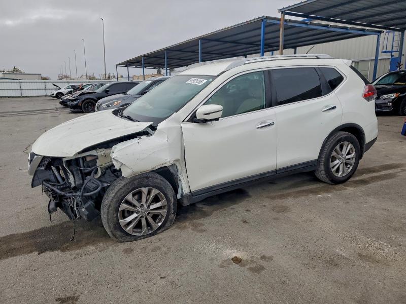 NISSAN ROGUE S 2016 with VIN 5N1AT2MV8GC829982 - Photo from auction