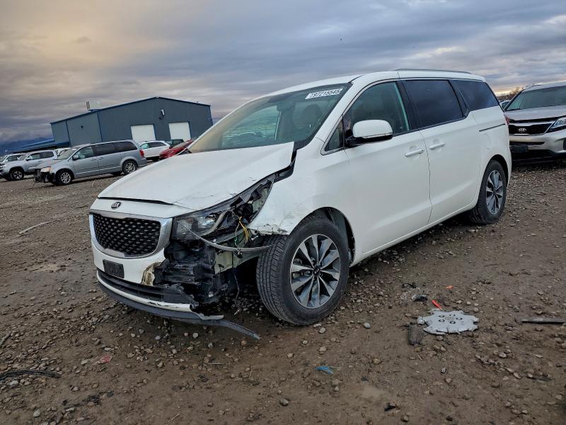 KIA SEDONA EX 2015 with VIN KNDMC5C16F6049851 - Photo from auction