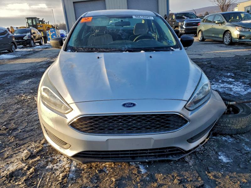 Photo 5 from auction – 2017 FORD FOCUS with VIN 1FADP3E20HL281371