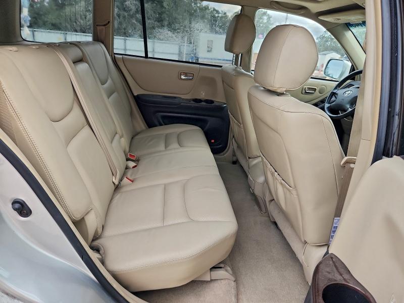 Photo 11 from auction – 2002 TOYOTA HIGHLANDER with VIN JTEGF21A020058821