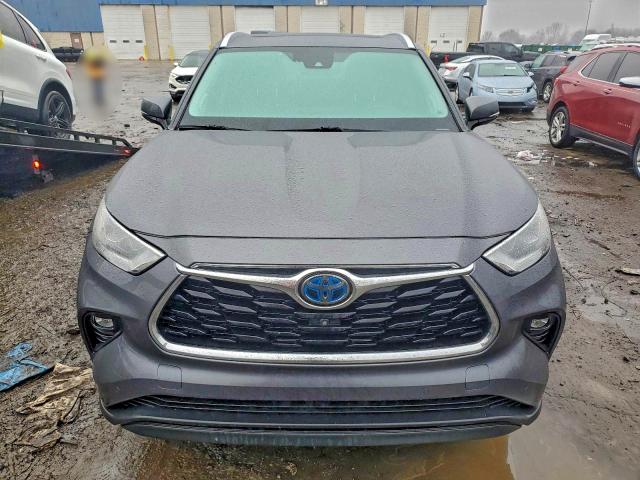Photo 5 from auction – 2021 TOYOTA HIGHLANDER with VIN 5TDXBRCH7MS520729