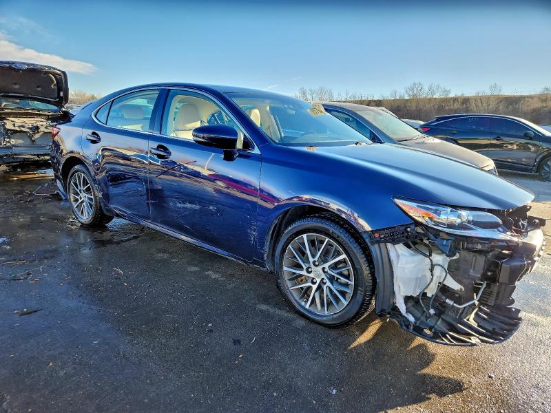 Photo 4 from auction – 2018 LEXUS ES with VIN 58ABK1GG6JU083783