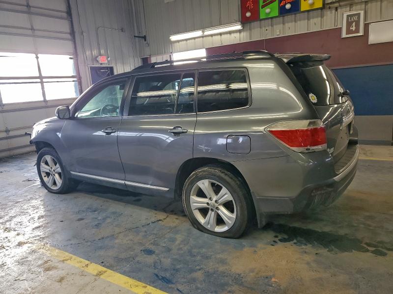 Photo 2 from auction – 2011 TOYOTA HIGHLANDER with VIN 5TDBK3EH8BS091442