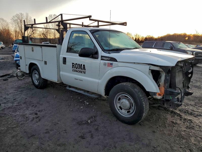 Photo 4 from auction – 2011 FORD F250 SUPER with VIN 1FDBF2A64BEA75758