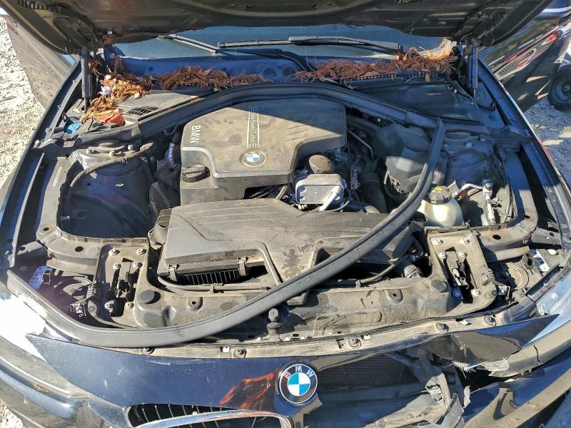 Photo 11 from auction – 2016 BMW 320 XI with VIN WBA8E5G53GNU21854