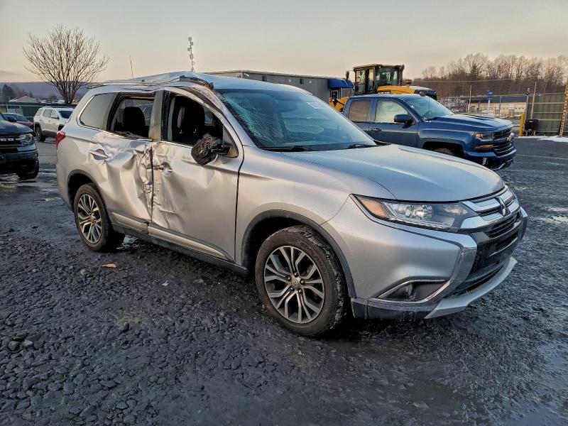 Photo 4 from auction – 2017 MITSUBISHI OUTLANDER with VIN JA4AZ3A31HZ031327