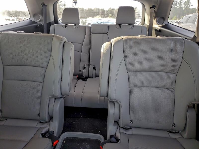 Photo 10 from auction – 2022 HONDA PILOT ELIT with VIN 5FNYF6H03NB042941