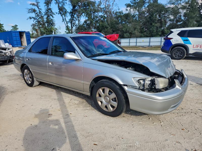 Photo 4 from auction – 2000 TOYOTA CAMRY CE with VIN 4T1BG22K6YU711720