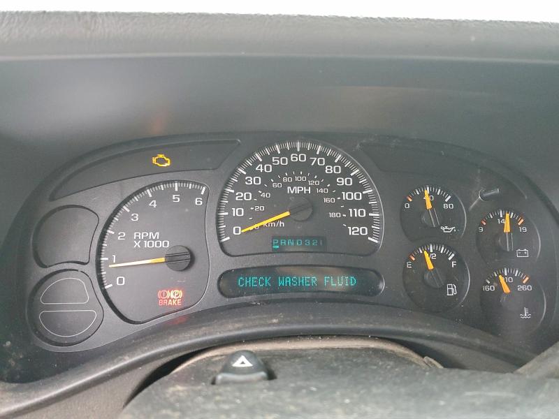 Photo 9 from auction – 2004 CHEVROLET SILVERADO with VIN 2GCEC19V041139993