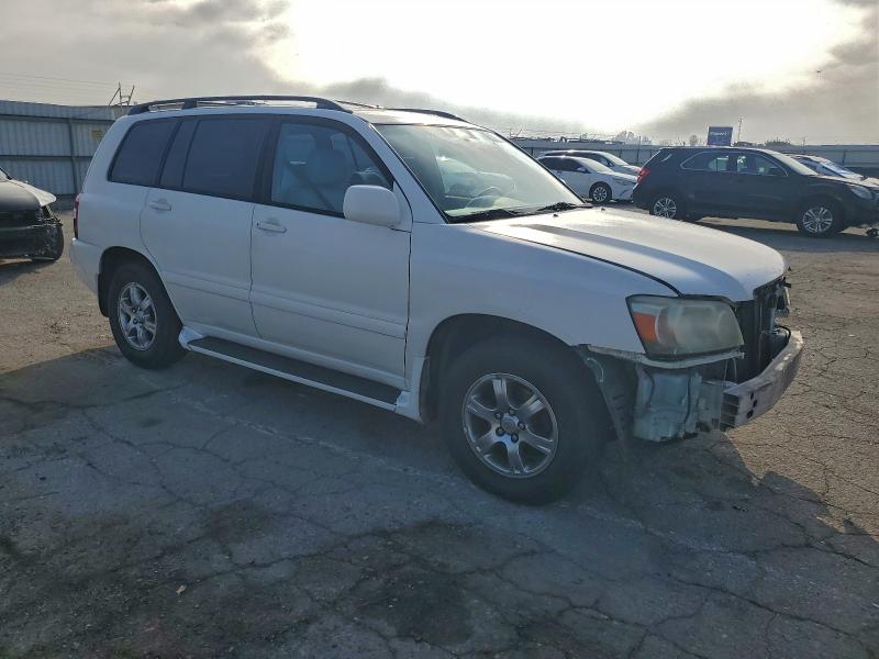 Photo 4 from auction – 2004 TOYOTA HIGHLANDER with VIN JTEDP21A240033745