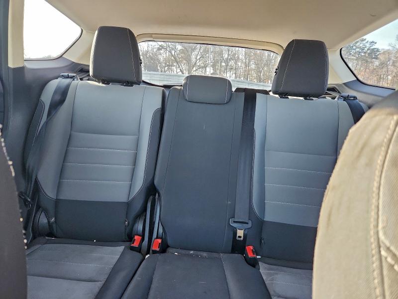 Photo 10 from auction – 2018 FORD ESCAPE S with VIN 1FMCU0F74JUB35039