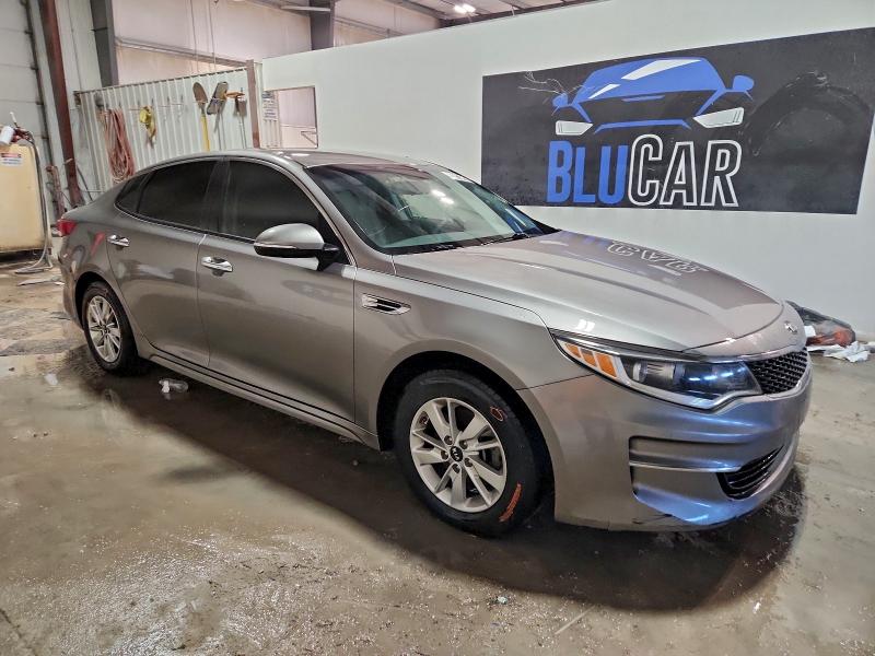 Photo 4 from auction – 2018 KIA OPTIMA LX with VIN 5XXGT4L32JG228391