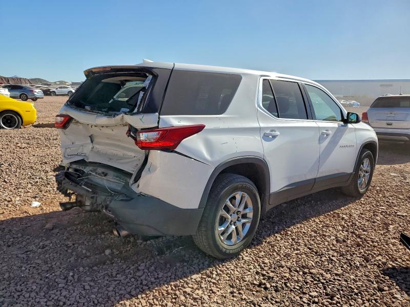 Photo 3 from auction – 2019 CHEVROLET TRAVERSE L with VIN 1GNERFKW1KJ243787