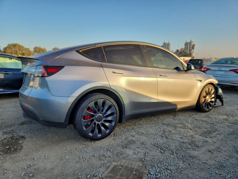 Photo 3 from auction – 2024 TESLA MODEL Y with VIN 7SAYGDEF0RA306200