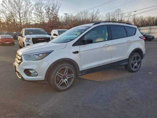 Photo 1 from auction – 2019 FORD ESCAPE SEL with VIN 1FMCU9HD3KUC43659