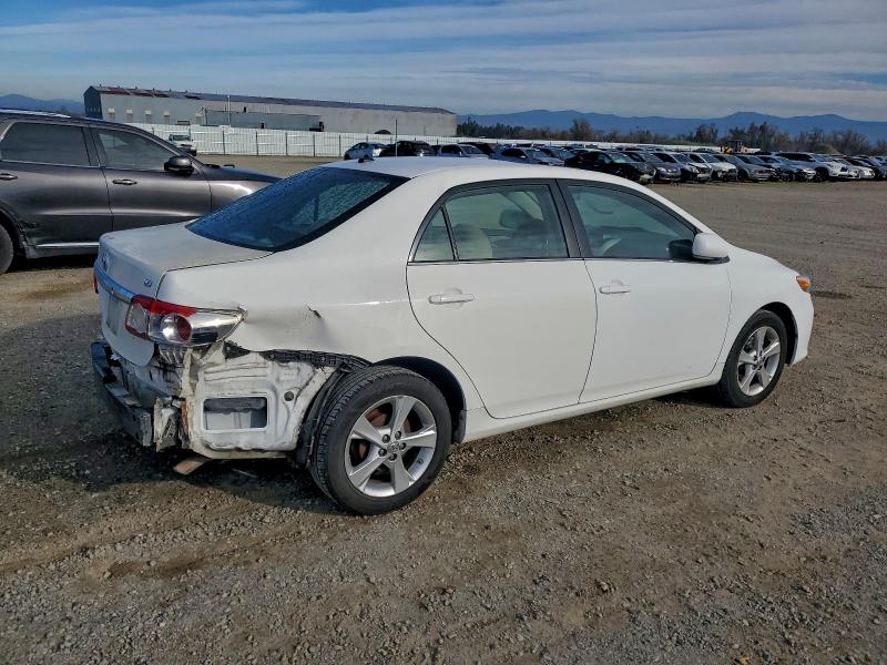 Photo 3 from auction – 2013 TOYOTA COROLLA BA with VIN 2T1BU4EE6DC997686