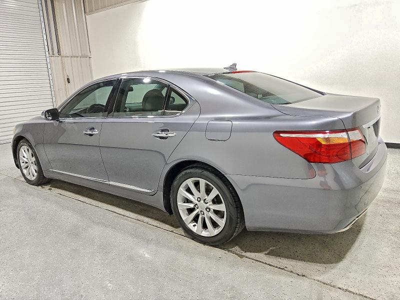 Photo 2 from auction – 2012 LEXUS LS 460 with VIN JTHCL5EFXC5012905