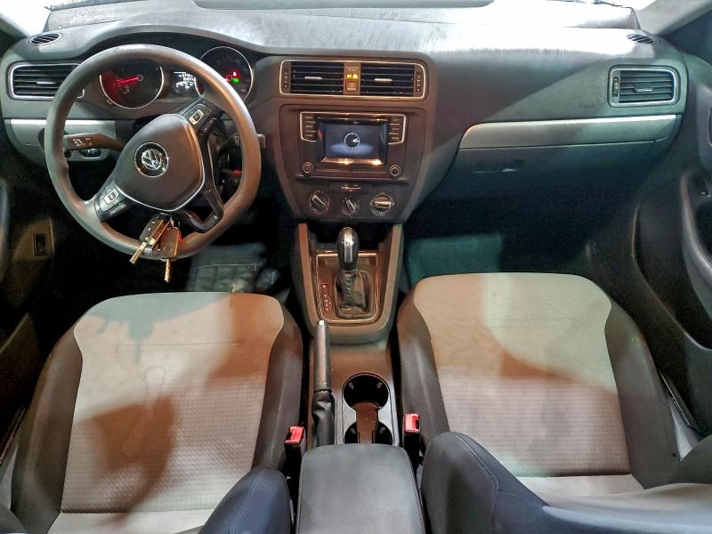 Photo 8 from auction – 2017 VOLKSWAGEN JETTA S with VIN 3VW2B7AJ5HM266963