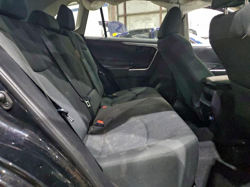 Photo 11 from auction – 2020 TOYOTA RAV4 LE with VIN 2T3F1RFV4LC092830