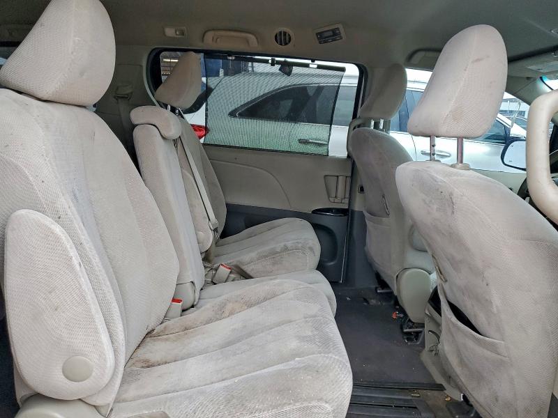 Photo 11 from auction – 2014 TOYOTA SIENNA LE with VIN 5TDKK3DC1ES451760