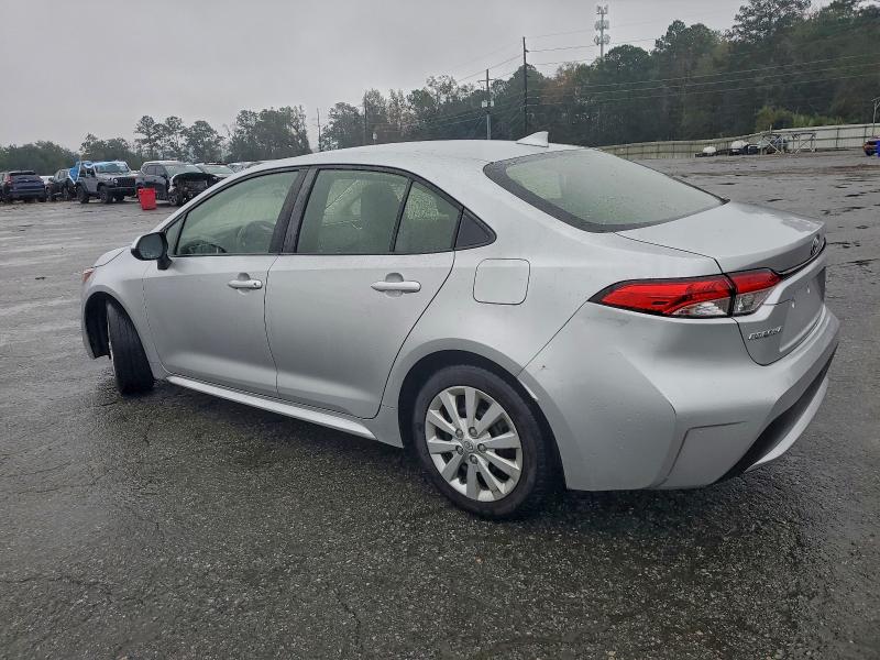 Photo 2 from auction – 2021 TOYOTA COROLLA LE with VIN JTDEPMAE2MJ143096