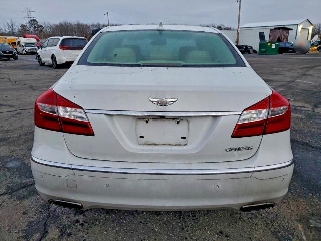 Photo 6 from auction – 2012 HYUNDAI GENESIS 3. with VIN KMHGC4DD6CU194942
