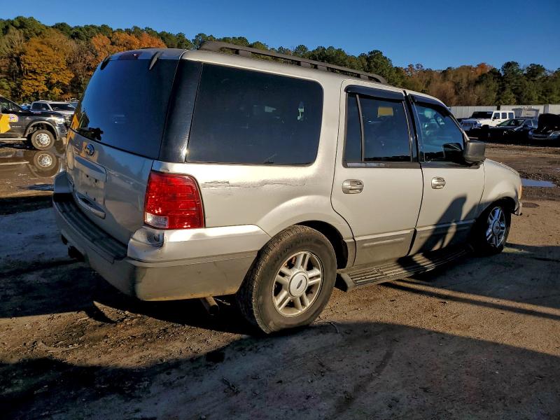 Photo 3 from auction – 2006 FORD EXPEDITION with VIN 1FMPU15596LA20165