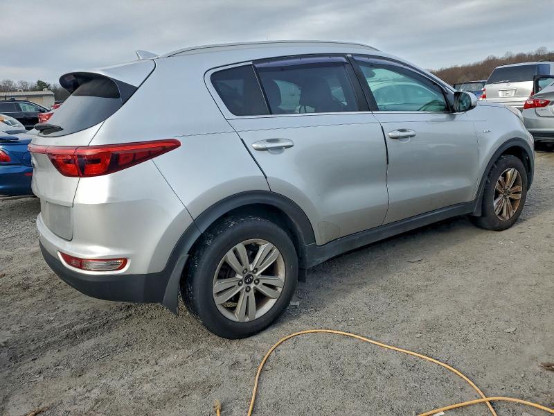 Photo 3 from auction – 2017 KIA SPORTAGE L with VIN KNDPMCAC2H7219736