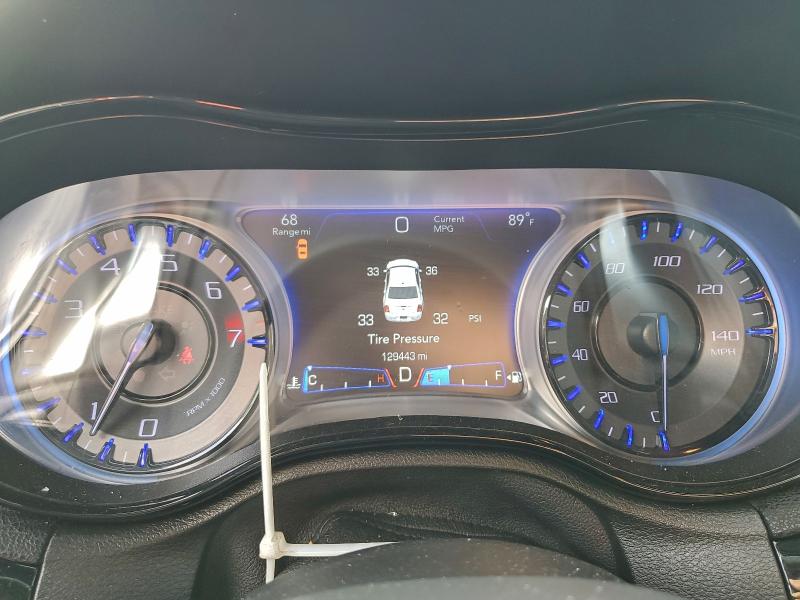 Photo 9 from auction – 2017 CHRYSLER 300 S with VIN 2C3CCABG9HH662756