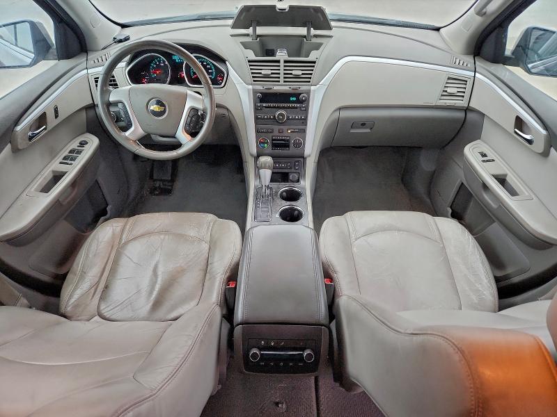 Photo 8 from auction – 2011 CHEVROLET TRAVERSE L with VIN 1GNKRJEDXBJ120926