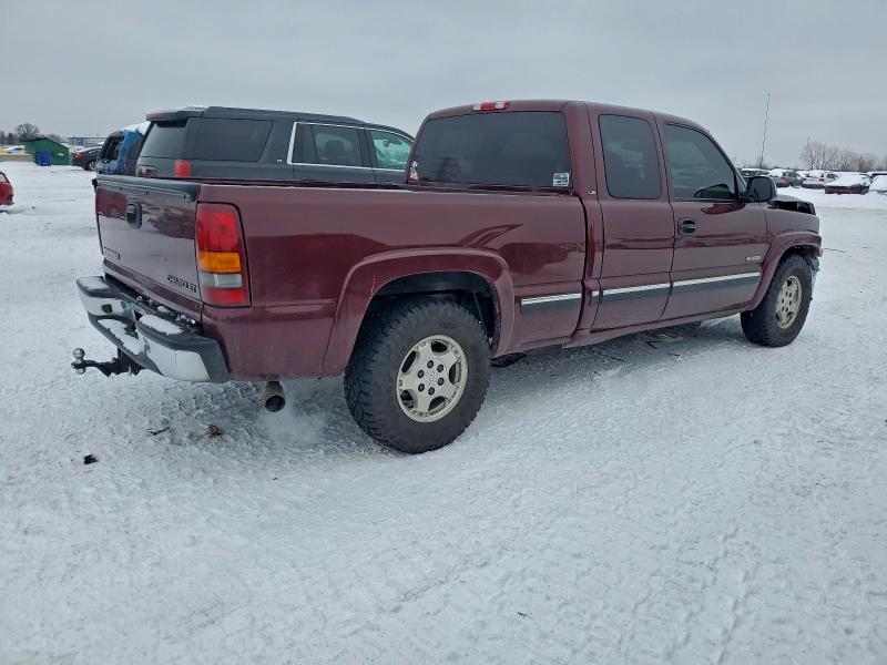 Photo 3 from auction – 2002 CHEVROLET SILVERADO with VIN 2GCEC19T421399499
