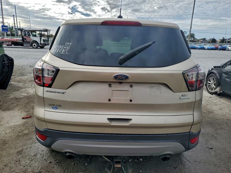 Photo 6 from auction – 2017 FORD ESCAPE SE with VIN 1FMCU0GDXHUB19779