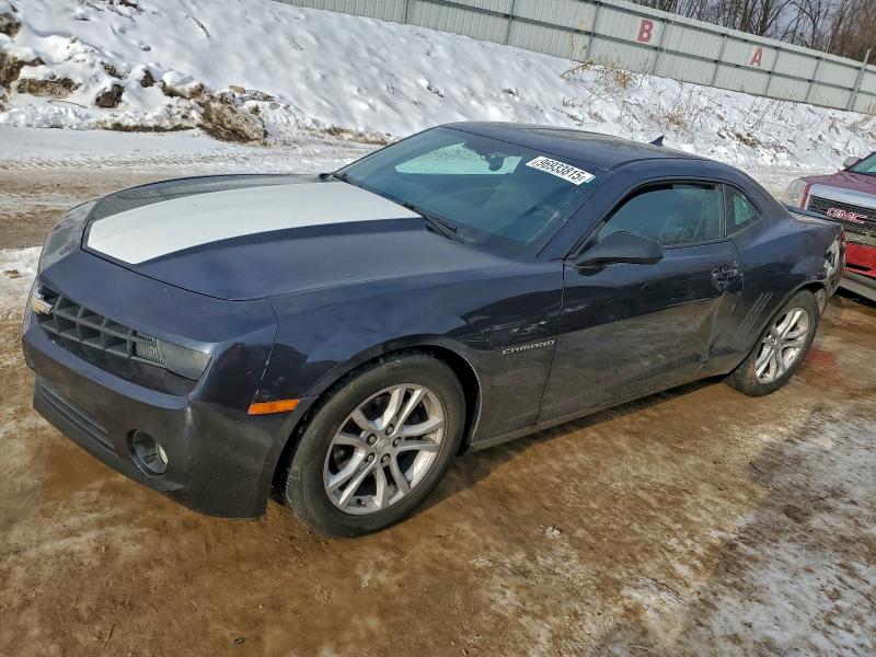 CHEVROLET CAMARO LT 2013 with VIN 2G1FB1E37D9158594 - Photo from auction