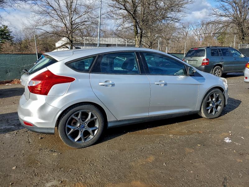 Photo 3 from auction – 2014 FORD FOCUS SE with VIN 1FADP3K25EL339796