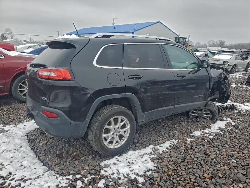 Photo 3 from auction – 2015 JEEP CHEROKEE with VIN 1C4PJMCS2FW768195