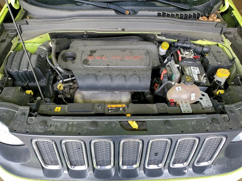 Photo 12 from auction – 2018 JEEP RENEGADE L with VIN ZACCJABB9JPJ70400