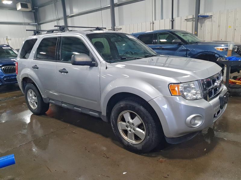 Photo 4 from auction – 2011 FORD ESCAPE XLT with VIN 1FMCU9DG8BKB17812