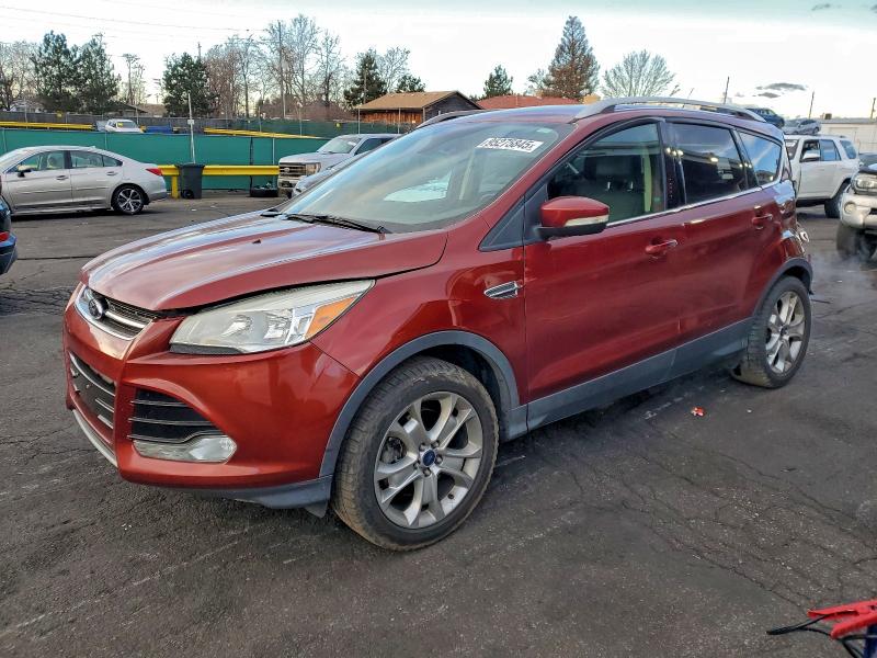 FORD ESCAPE TIT 2015 مع رقم تعريف المركبة 1FMCU9J90FUB19327 - صورة من المزاد