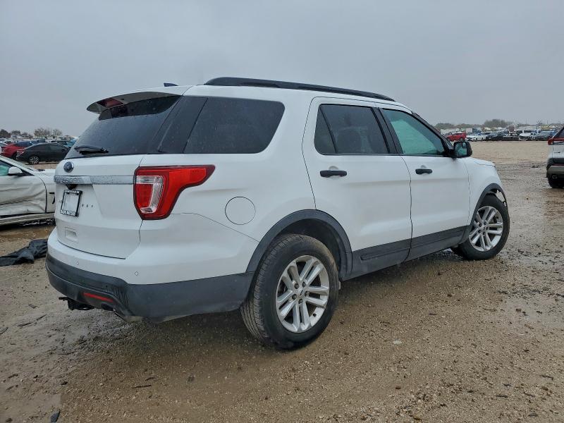 Photo 3 from auction – 2017 FORD EXPLORER with VIN 1FM5K7B8XHGD08075