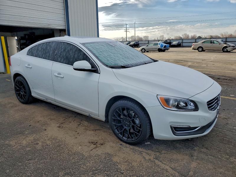 Photo 4 from auction – 2015 VOLVO S60 PREMIE with VIN YV1612TB0F1307326
