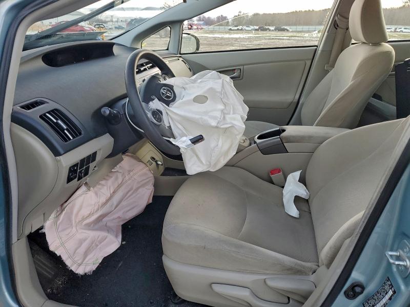 Photo 7 from auction – 2013 TOYOTA PRIUS with VIN JTDKN3DU5D5701425